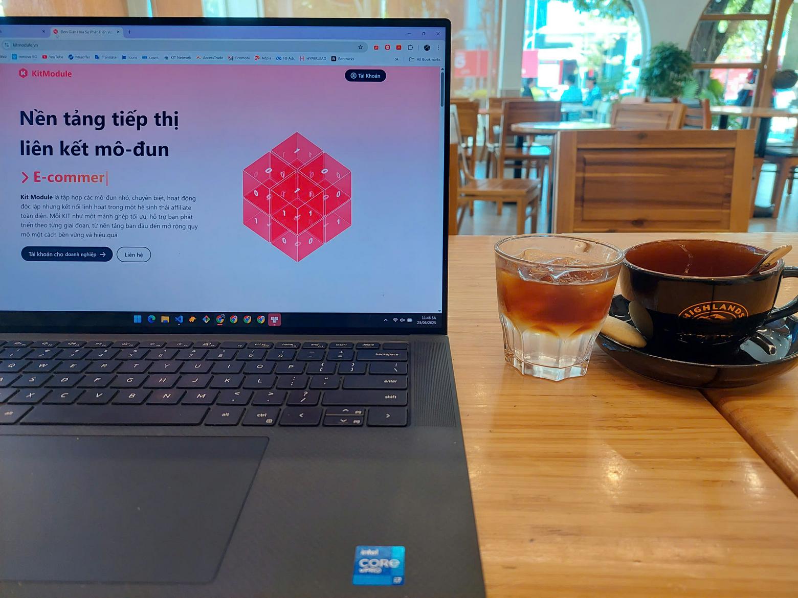 Từng Dòng Code Và Một Giấc Mơ Hành Trình Công Nghệ